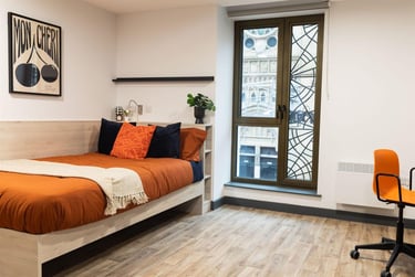 1 bed studio, Cookridge Street, City Centre, Leeds, LS28GL - Image 5